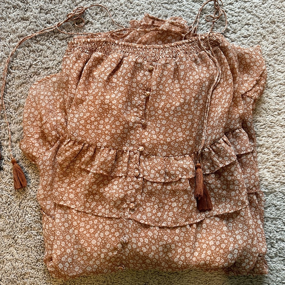 Spaghetti strap floral dress - Picture 2 of 3